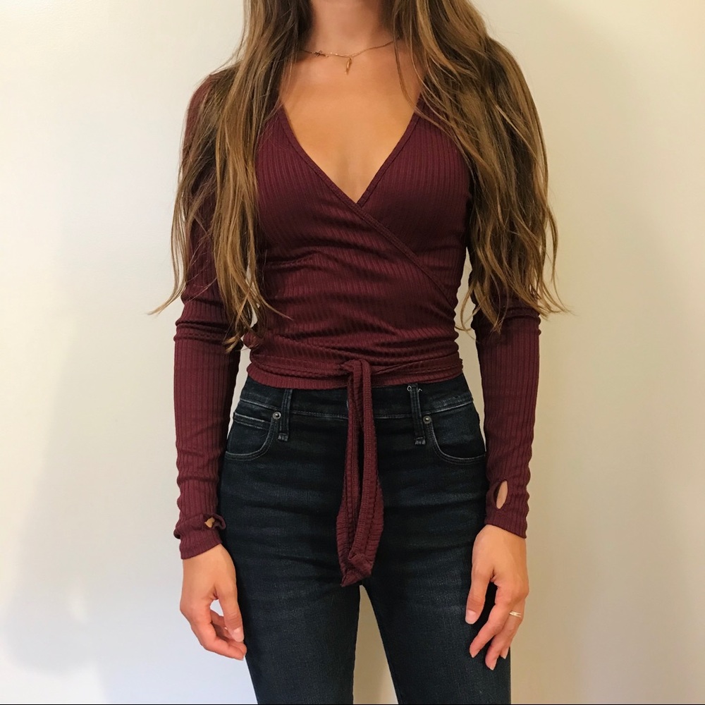 Hollister Convertible Tie V-Neck Long Sleeve